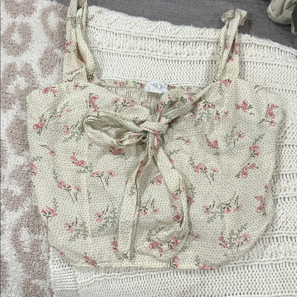 Sienna Sky Floral Tie-Front Crop Top